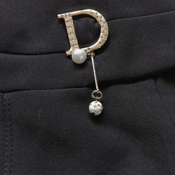 Nwt black short shorts - Picture 2 of 6